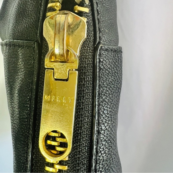 MILLY BLACK LEATHER HOBO BAG GOLD ACCENT ZIPPER DESIGN SHOULDER BAG - Picture 8 of 12